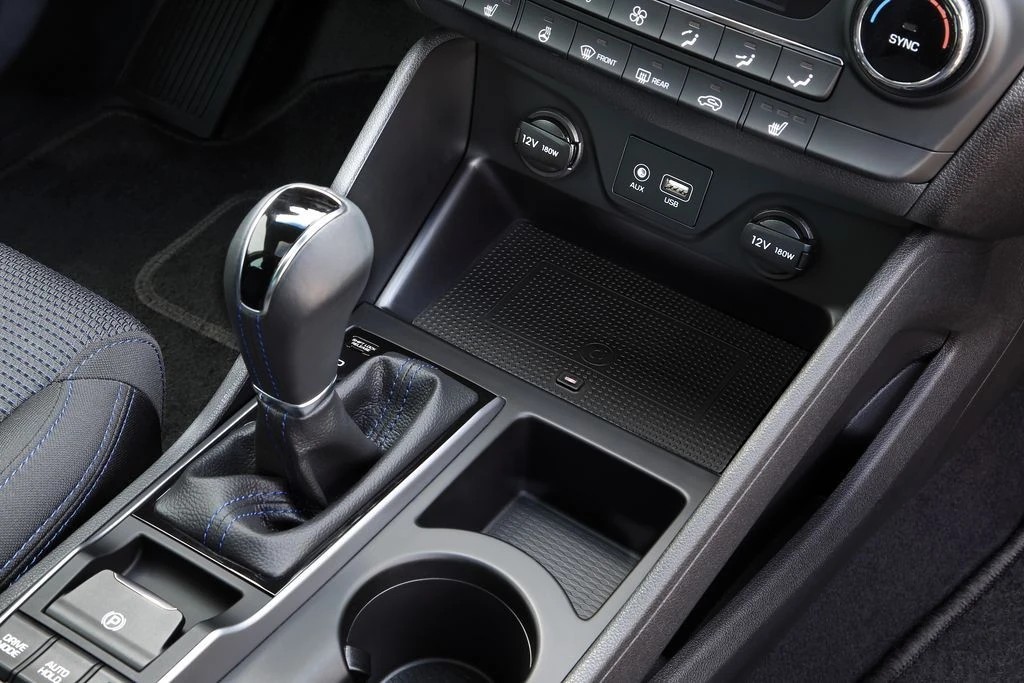 ACV Ablage Inbay® kompatibel mit Hyundai Tucson induktives Laden Ihres-/bilder/big/241143-50-1_hyundai_tucson.jpg