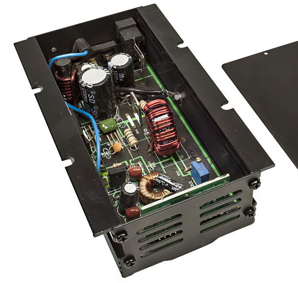 tomzz Audio Spannungswandler Inverter 10A für LKW Boot Bus Wohnmobil-/bilder/big/5800-139_2.jpg