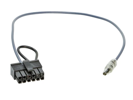 ACV Adapterkabel (blaue Box) und Connects2 Lenkradinterface adaptiert auf Zenec